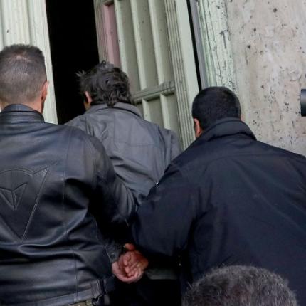 πατροκτονος