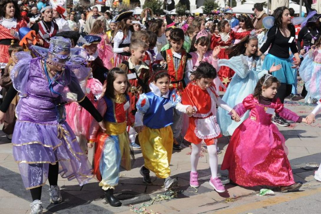 παιδικές στολές