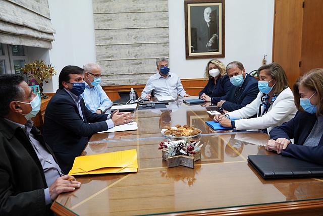 Από την υπογραφή στα γραφεία της Περιφέρειας Κρήτης.