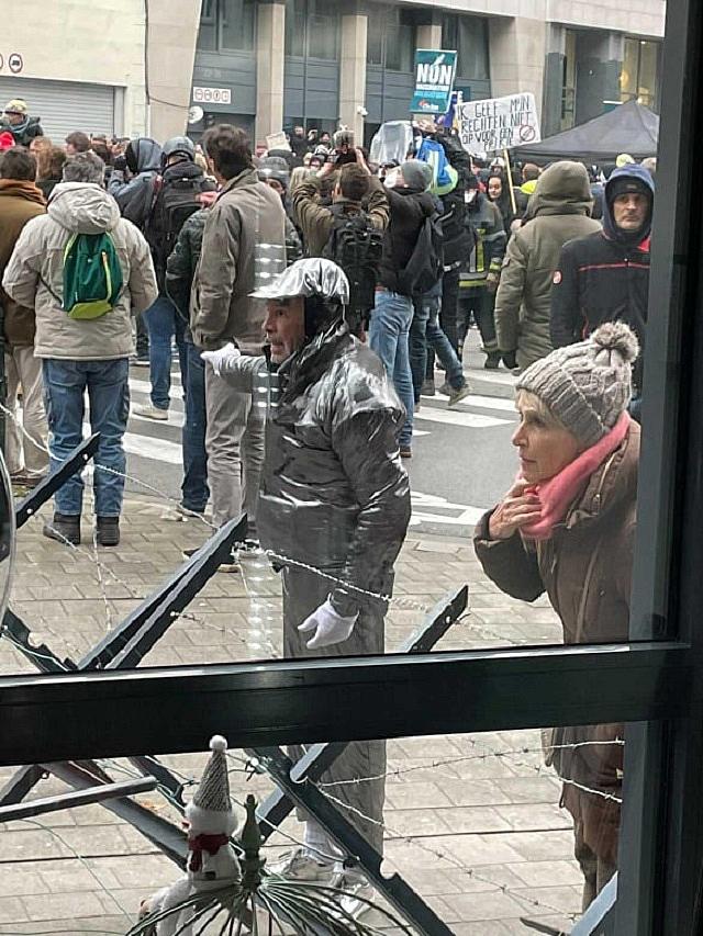 Χιλιάδες οι διαδηλωτές