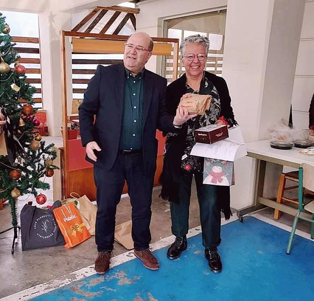 Ένας Άγιος Βασίλης …μυστικός… στη Διεύθυνση Πρωτοβάθμιας Εκπαίδευσης Ηρακλείου