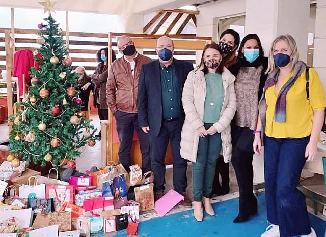 Ένας Άγιος Βασίλης …μυστικός… στη Διεύθυνση Πρωτοβάθμιας Εκπαίδευσης Ηρακλείου