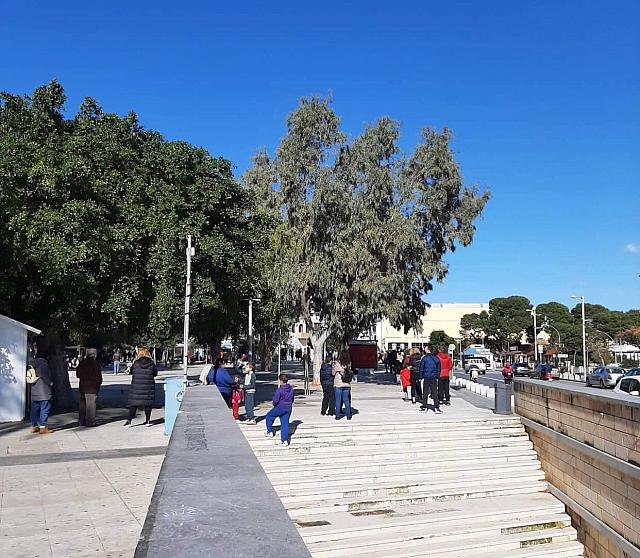 ραπιντ τεστ πλατεια ελευθεριας