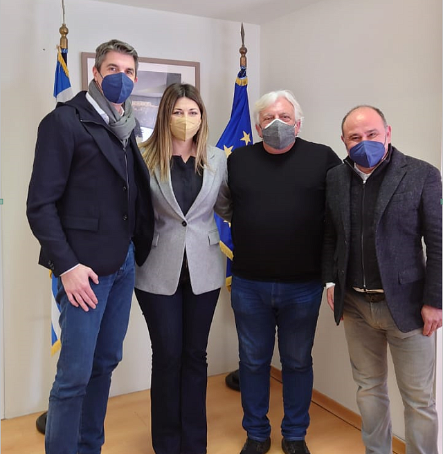 ξενοδόχοι ζαχαράκη