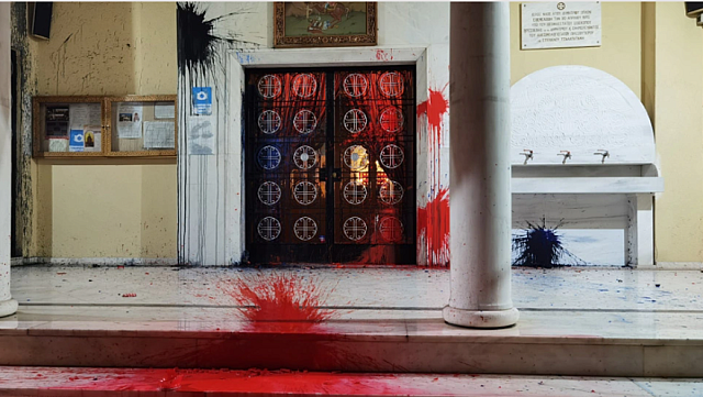 εκκλησία ιερέας βιασμός