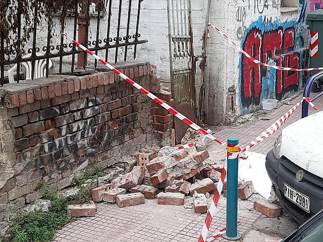 τοίχος - δυστυχημα