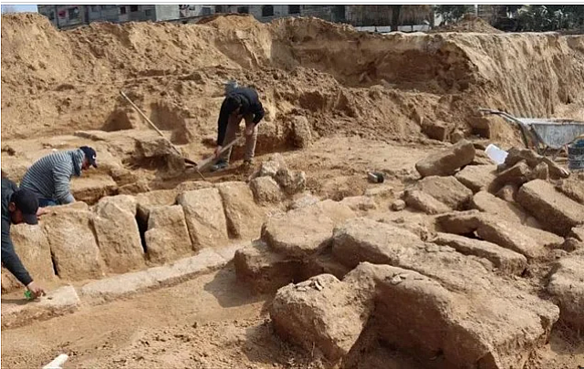 ΡΩΜΑΙΚΟΣ ΤΑΦΟΣ