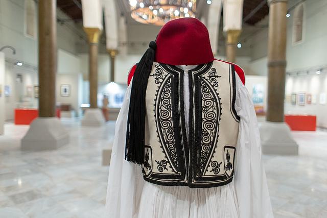 έκθεση εύζωνες