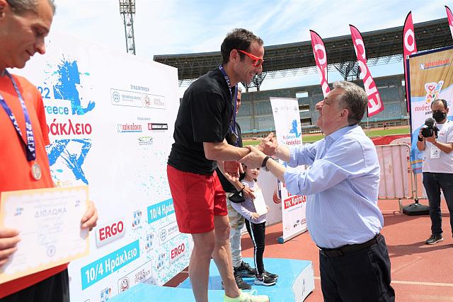 Σταύρος Αρναουτάκης