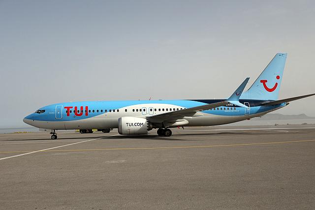 αεροπλάνο ηράκλειο TUI