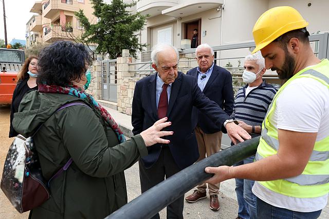 Αυτοψία του Δημάρχου σε έργα της ΔΕΥΑΗ 