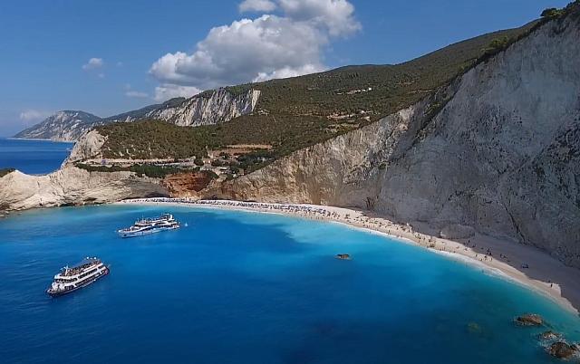 Στις καλύτερες παραλίες της Λευκάδας 