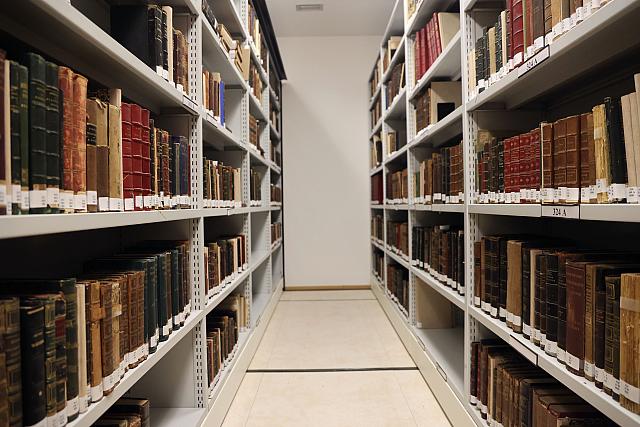 Ολόκληρη η συλλογή Σεφέρη στη Βικελαία Βιβλιοθήκη 