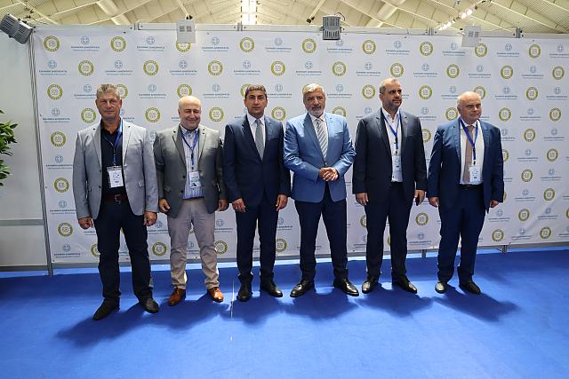 παγκρητιο φορουμ