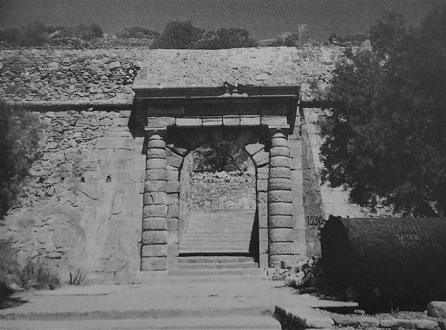 Σπινβαλόγκα: Απολύμανση πριν την είσοδο και έξοδο