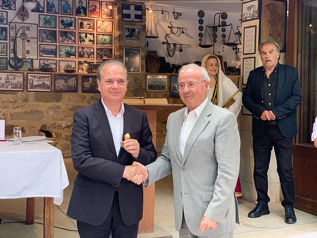 Μαρινάκης  -Παραγιουδάκης