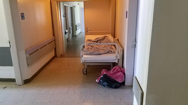 Καταγγέλλουν ράντζα και υποβάθμιση της Ψυχιατρικής Κλινικής στο Πανεπιστημιακό Νοσοκομείο