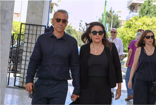 κηδεία μαρίνα λαμπράκη πλάκα