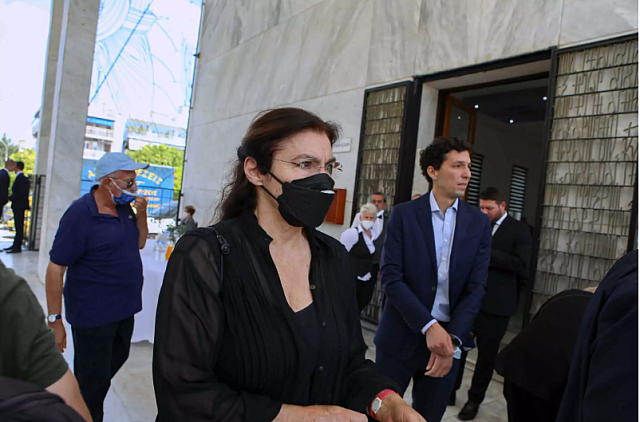 κηδεία μαρίνα λαμπράκη πλάκα