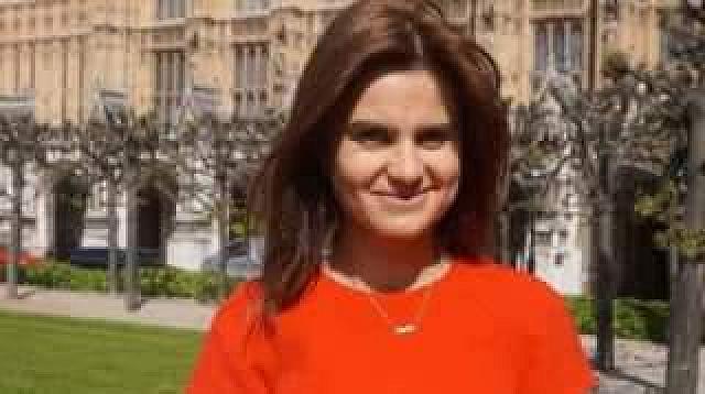 Η πολιτικός Τζο Κοξ γεννήθηκε σαν σήμερα το 1974. Δολοφονήθηκε το 2016 σε ηλικία 42 ετών