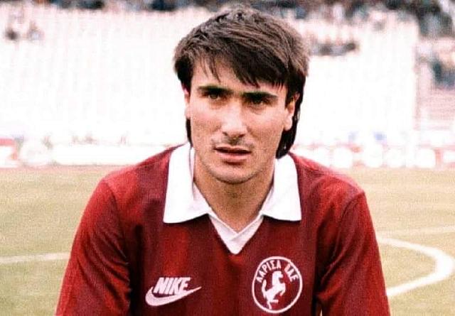 Ο Βασίλης Καραπιάλης γεννήθηκε σαν σήμερα το 1965