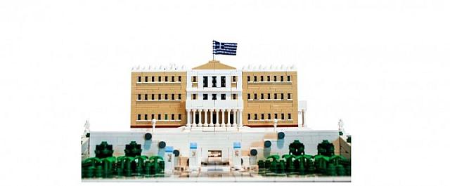 Έφτιαξε την Βουλή των Ελλήνων με lego 