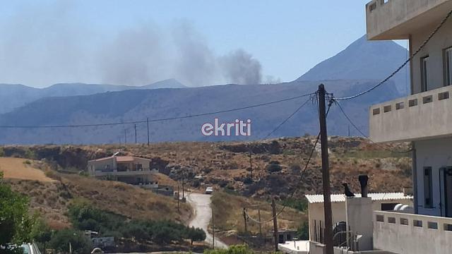 Νέα φωτιά στην Κέρη κινητοποίησε την Πυροσβεστική