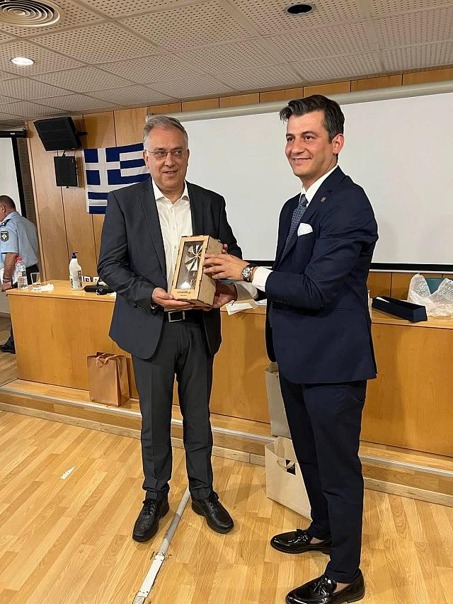 Θεοδωρικάκος - Καρτσάκης