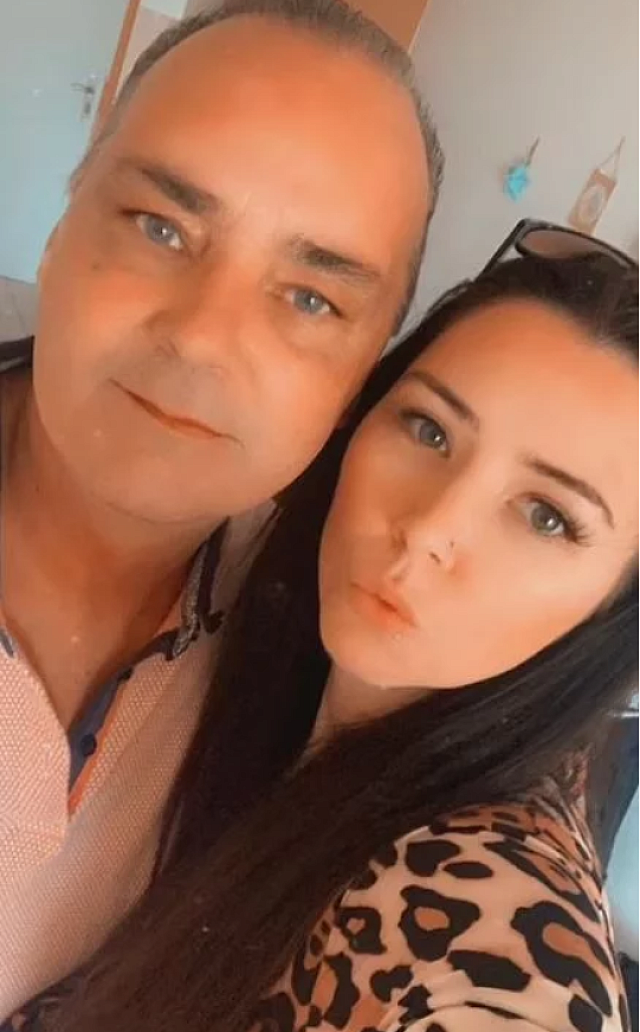 η ταμι με τον πατερα της