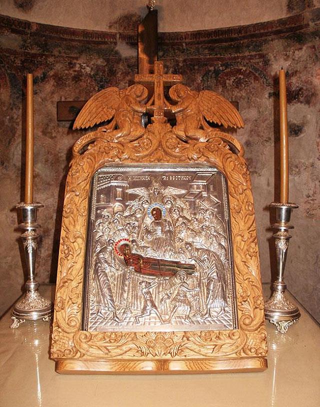 παναγια χαρακιανη