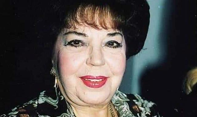 Καίτη Λαμπροπούλου