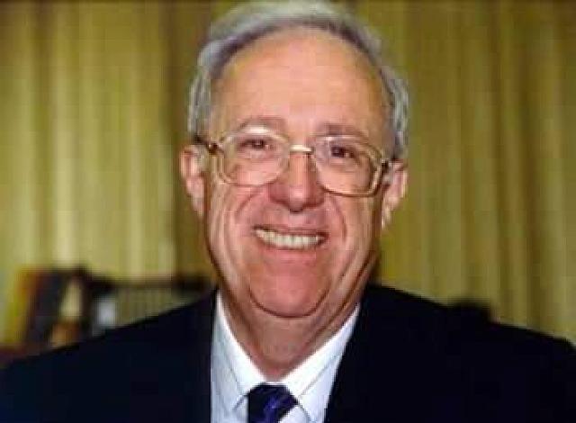 Ο Μιχάλης Δερτούζος