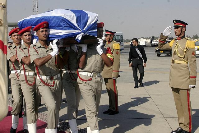 πτωση σινουκ 2004