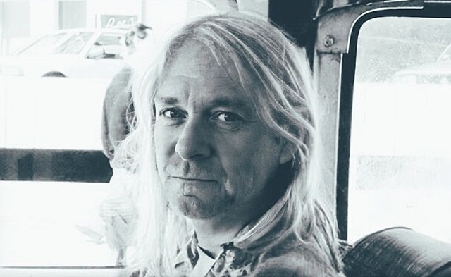 κερτ κομπέιν