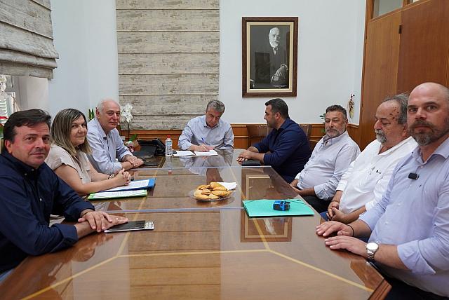 αρναουτακης πιτσίδια