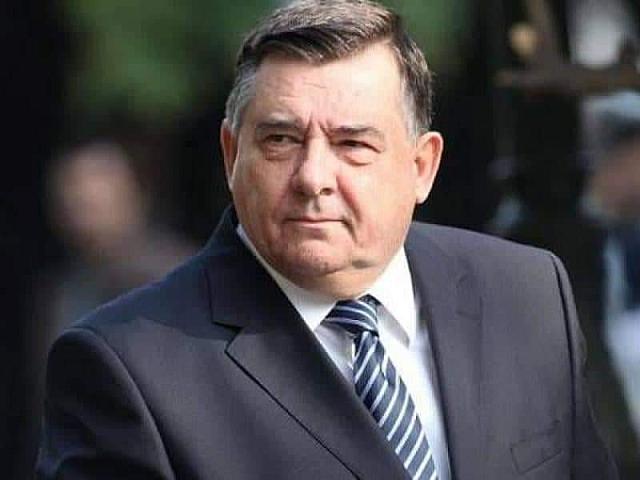 Γιώργος Καρατζαφέρης