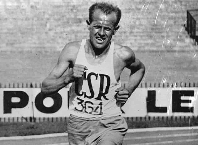 Ο Εμίλ Ζάτοπεκ