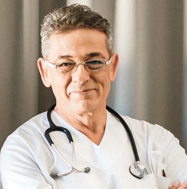 μανώλης πατεράκης