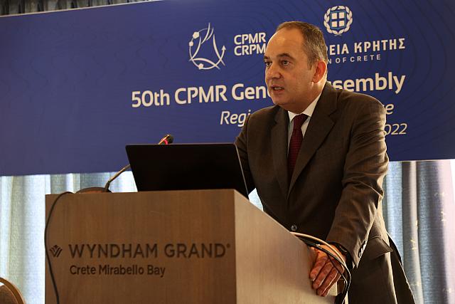 γιαννης πλακιωτακης