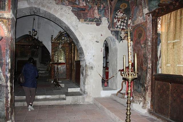 μονη αγιου ιωαννη λαμπαδιστη κύπρος