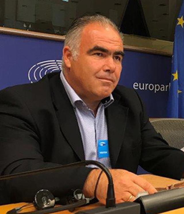 μανώλης κοκολάκης