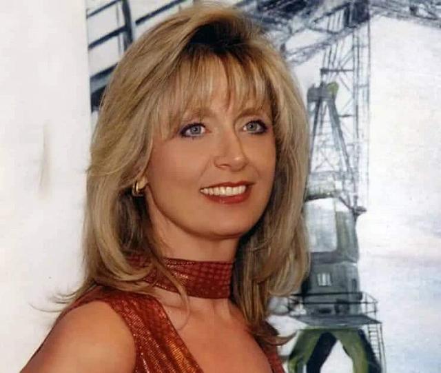 Η Εύα Διβάρη