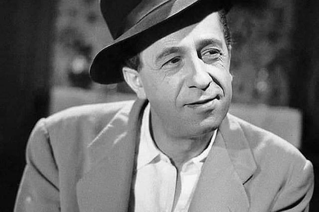 Ο Μίμης Φωτόπουλος