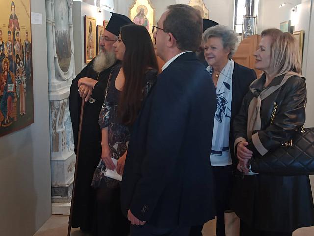 Από την ξενάγηση στην έκθεση