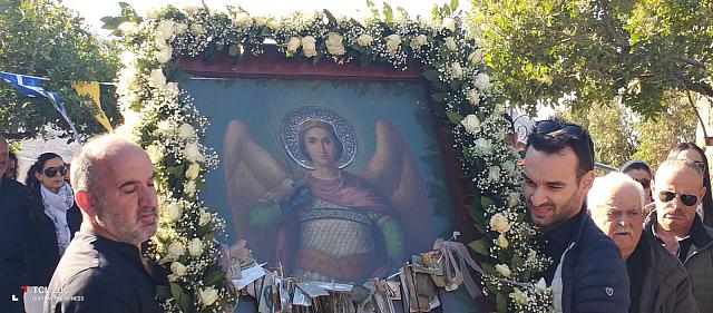 ΚΡΕΟΠΩΛΕς Ηρακλειου - μιχαηλ αρχαγγελος