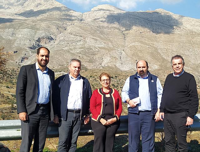 Αυτοψία Τριαντόπουλου στις πυρόπληκτες περιοχές