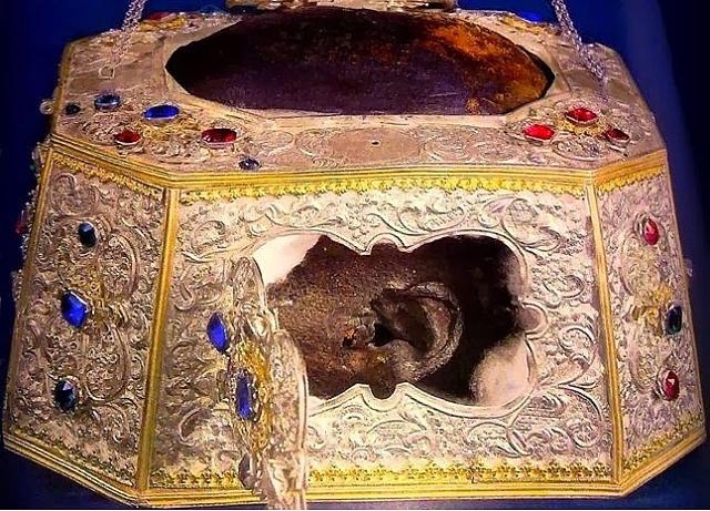 καρα αγιου ιωαννη χρυσοστομου