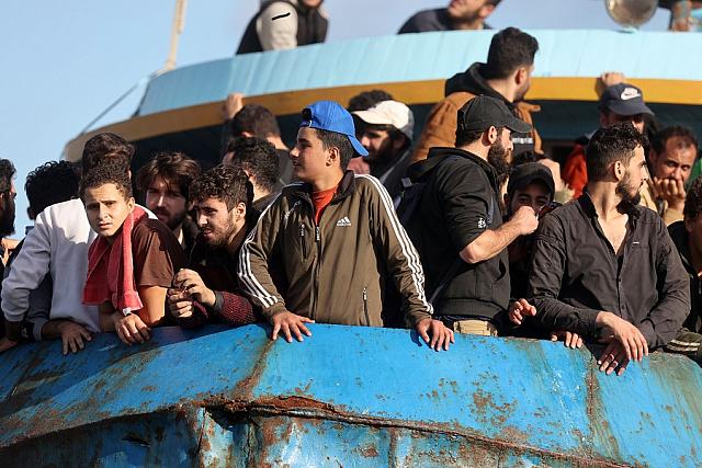 μεταναστες