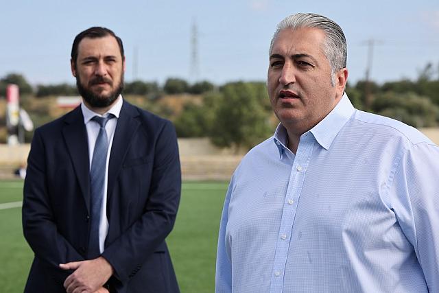 Μιχάλης Μπούσης