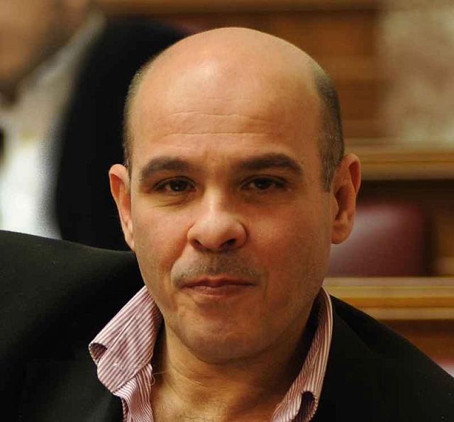 γιάννης μιχελογιαννάκης